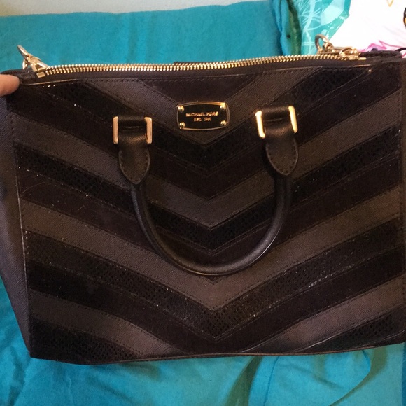 Michael kors purse - Picture 1 of 4